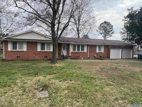 1702 Pine Street Athens AL 35611
