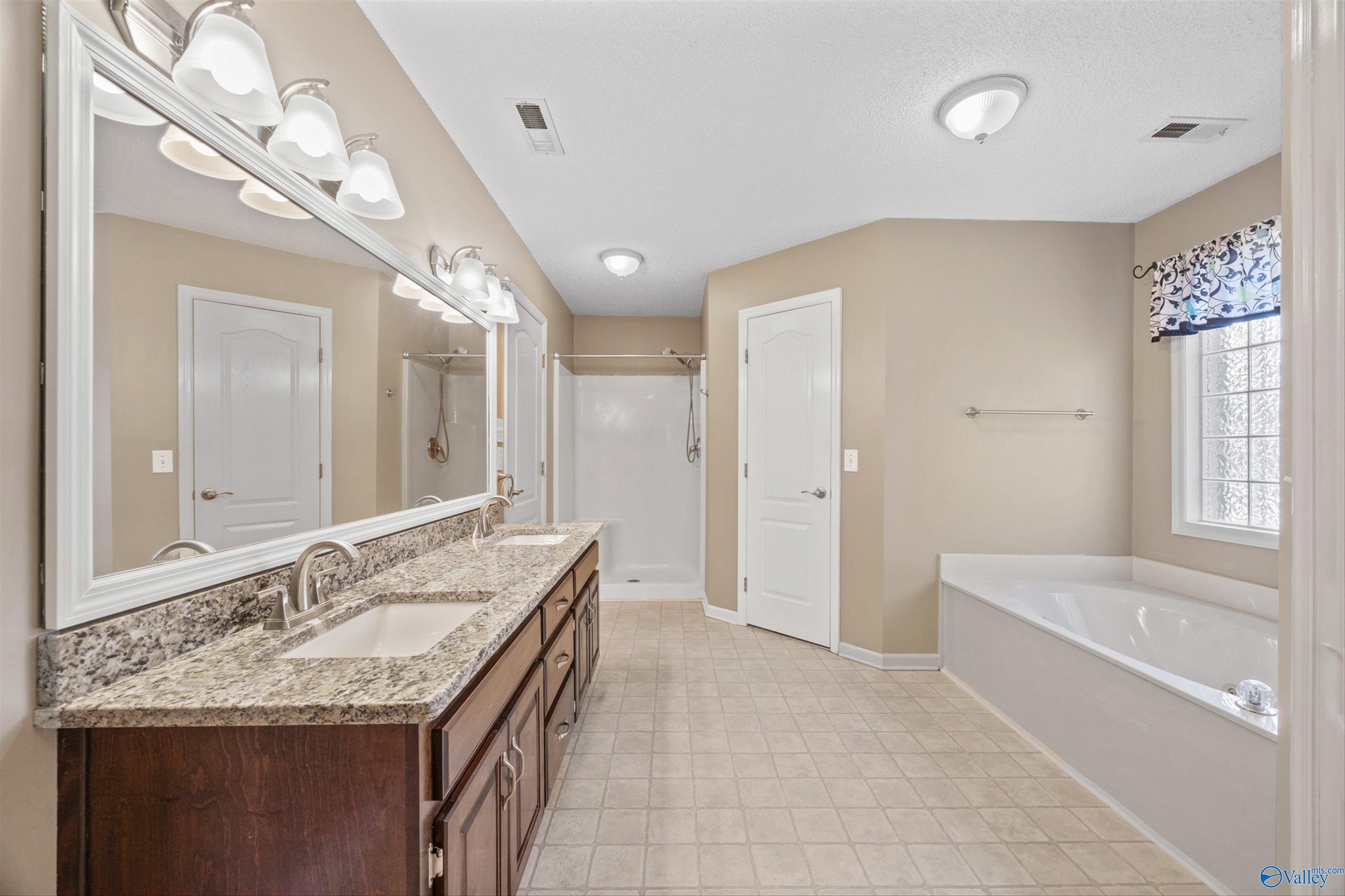 221 Badger Drive, Harvest, Alabama image 24
