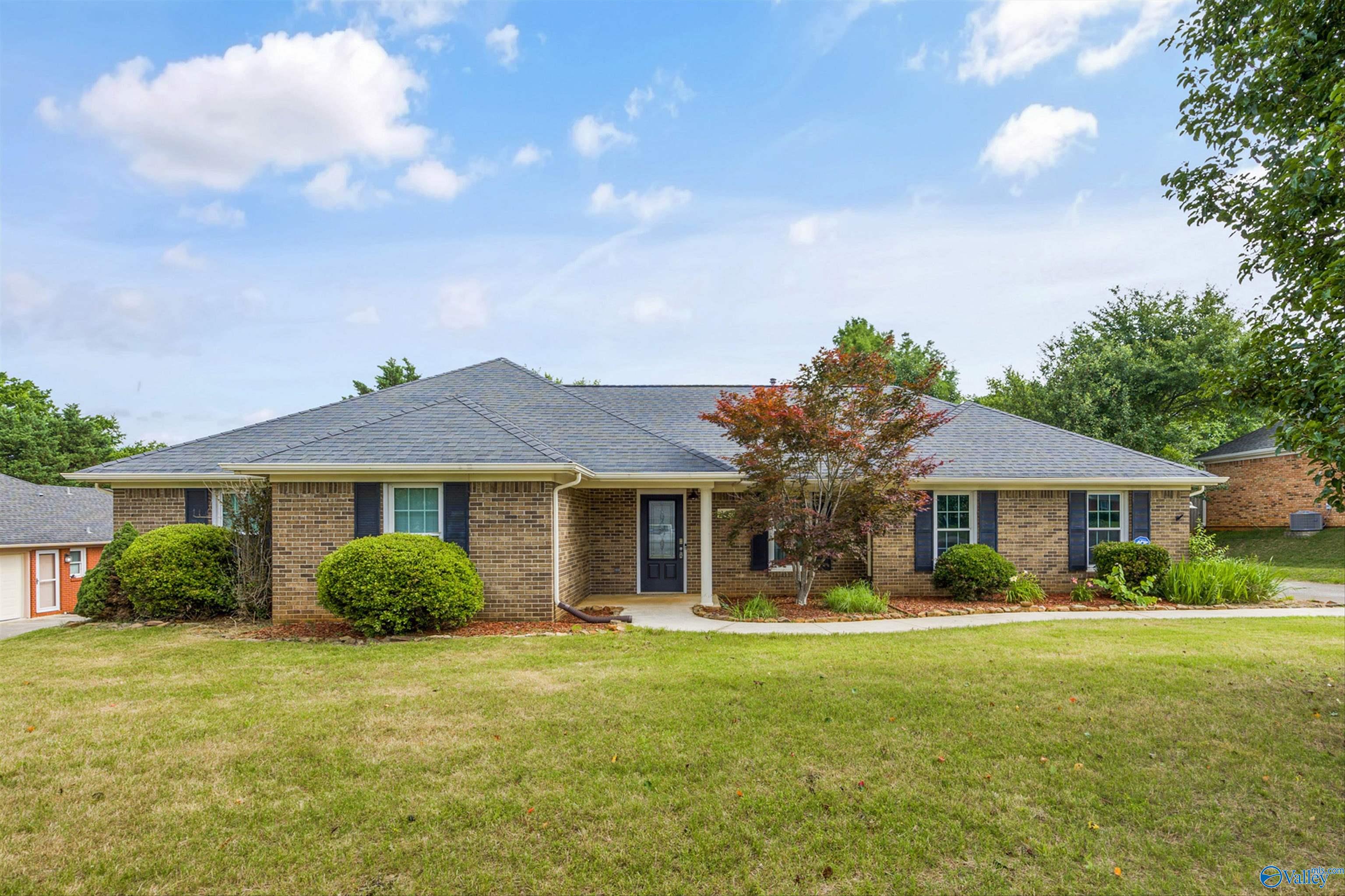 221 Badger Drive, Harvest, Alabama image 1