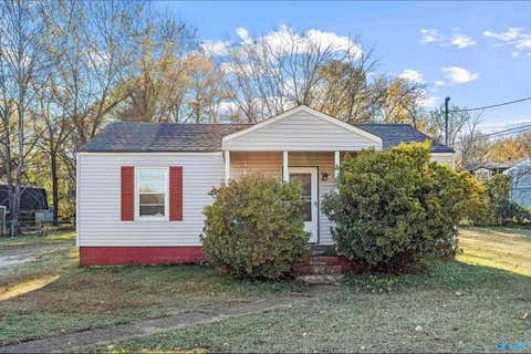 Homes For Rent - 1021 Fairway Drive<br/> Huntsville, AL 35816