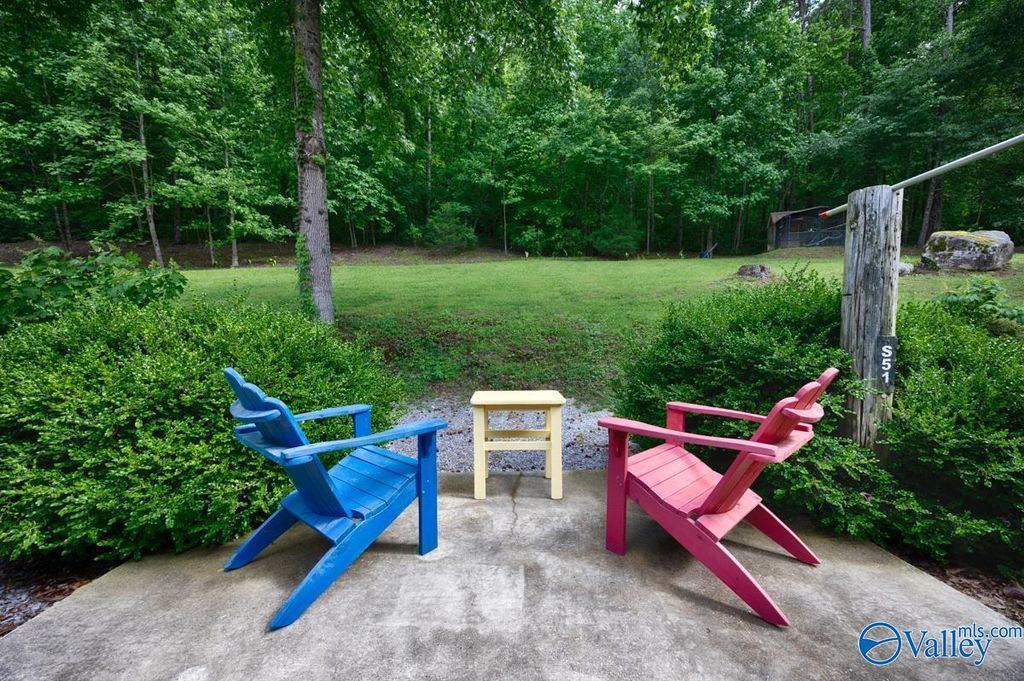 4688 Hide-A-Way Drive, Guntersville, AL 35796 | MLS 21918513