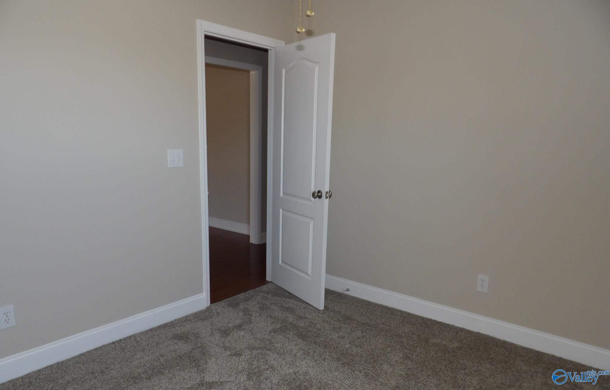 317 Smokey Hills Court, New Market, Alabama image 16