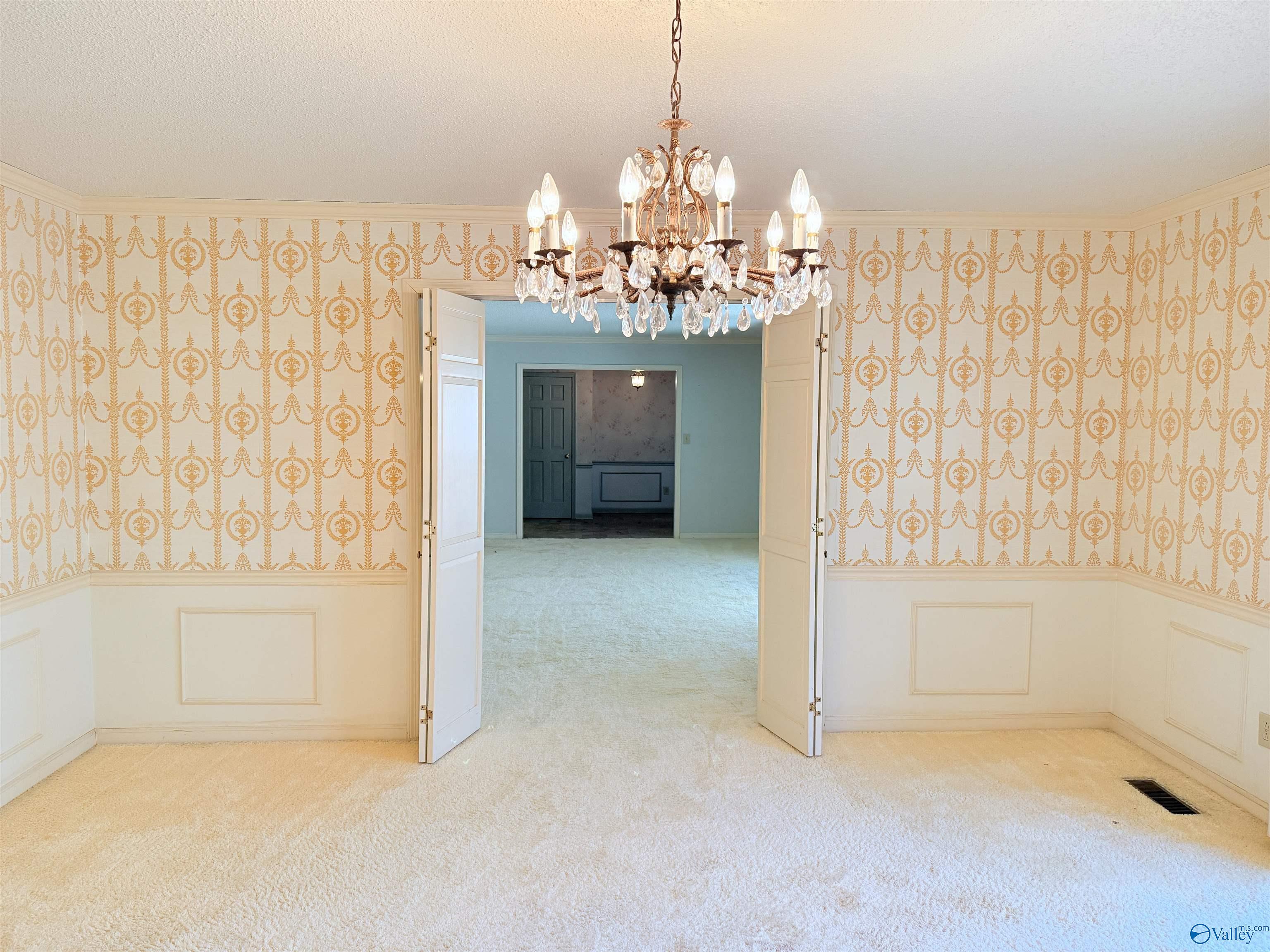 1975 Pine Lake Drive