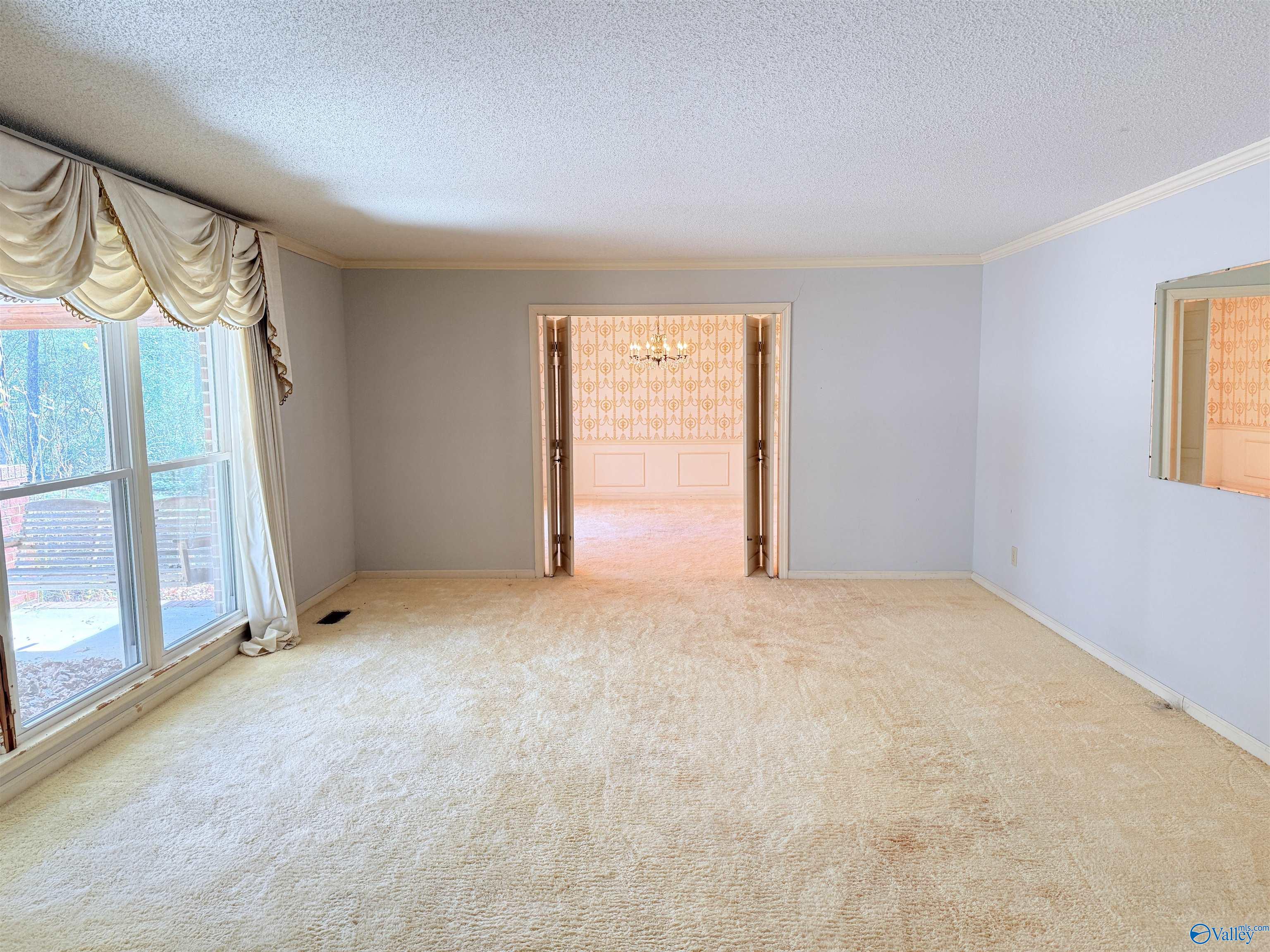 1975 Pine Lake Drive