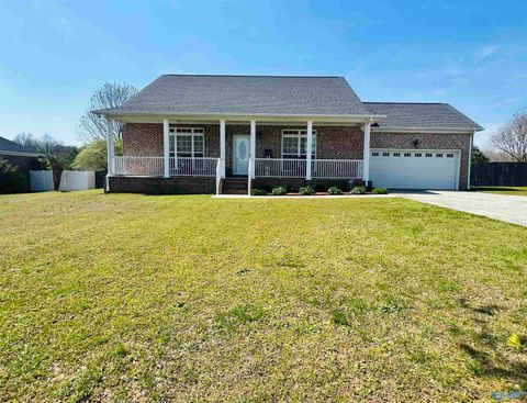 Photo of 16293 Mooresville Road, Athens, AL 35613 (MLS # 21912806)
