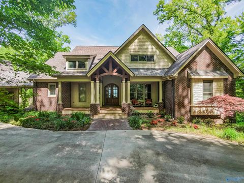 Homes For Sale - 1116 County Road 224<br/> Dutton, AL 35744