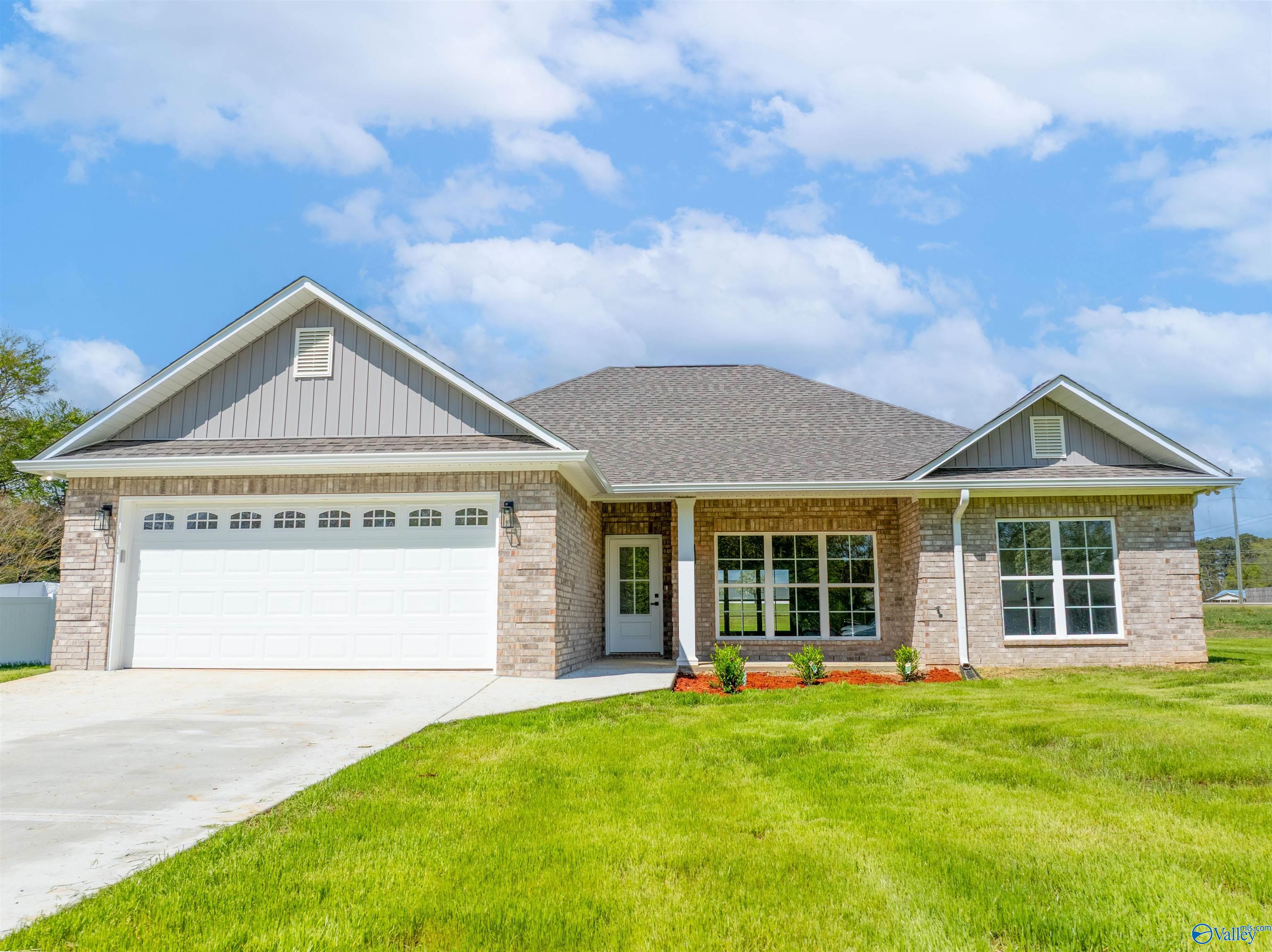 741 8th Street, Arab, Alabama image 1