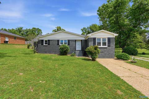 Homes For Sale - 515 E Rasch Road<br/> Lauderdale County, Florence, AL 35633