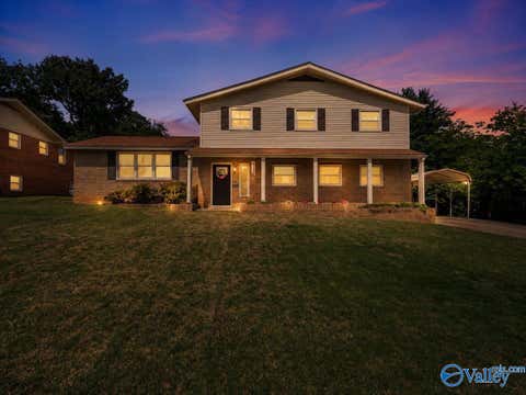 Homes For Sale - 2216 Fairfax Street<br/> Huntsville, AL 35811