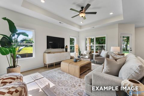 Photo of 3707 Jaguar Way NW, Huntsville, AL 35810 (MLS # 21905510)