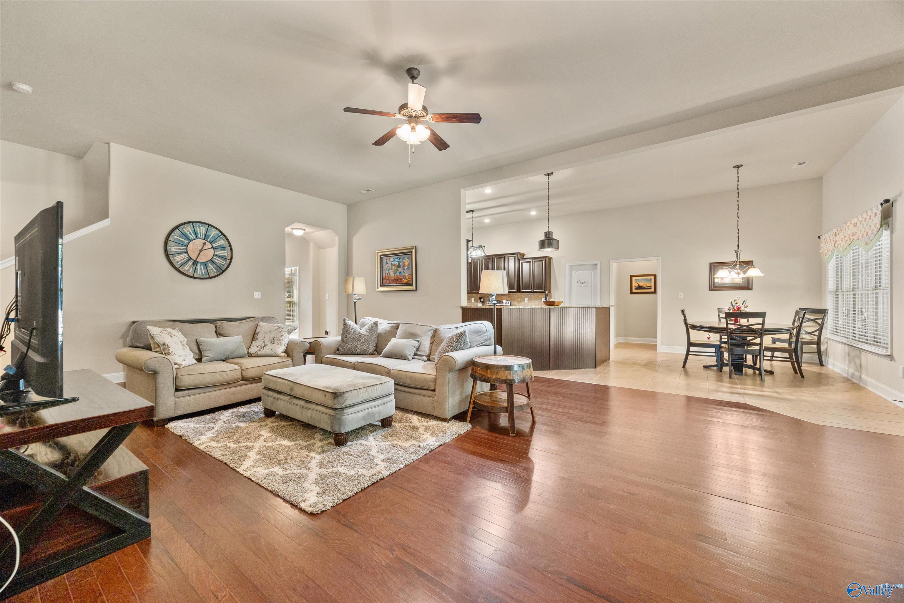 136 Bilton Drive, Harvest, Alabama image 8
