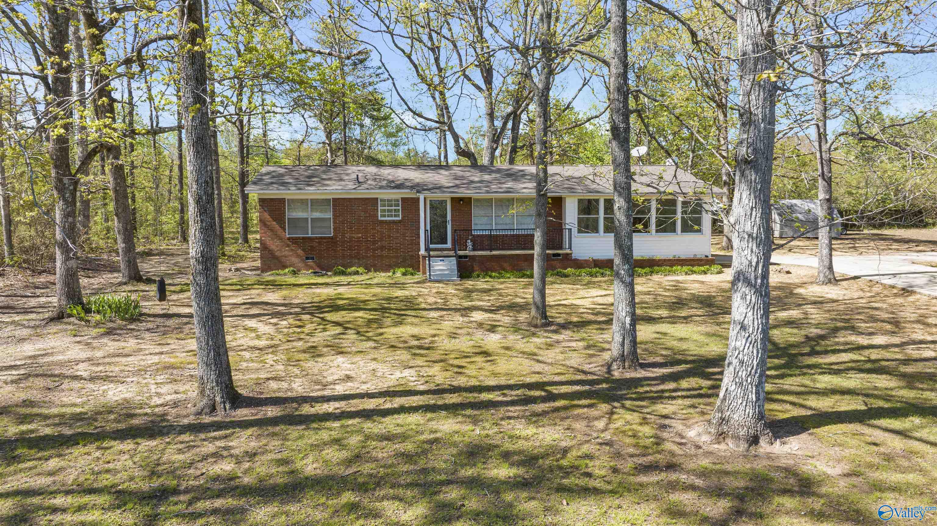 3702 Desoto Parkway NE