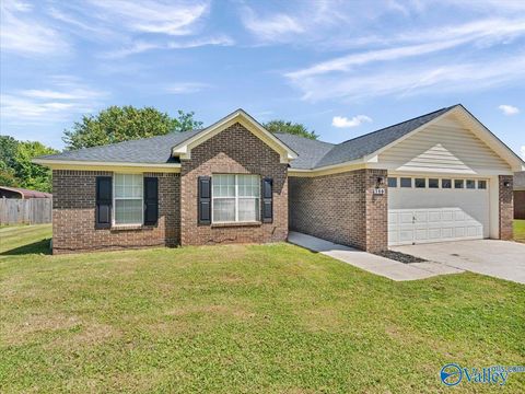Homes For Sale - 169 Stone Hill Drive<br/> Huntsville, AL 35811