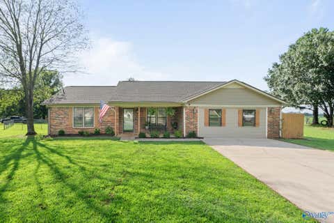 Homes For Sale - 102 Harwell Circle<br/> Madison County, Meridianville, AL 35759