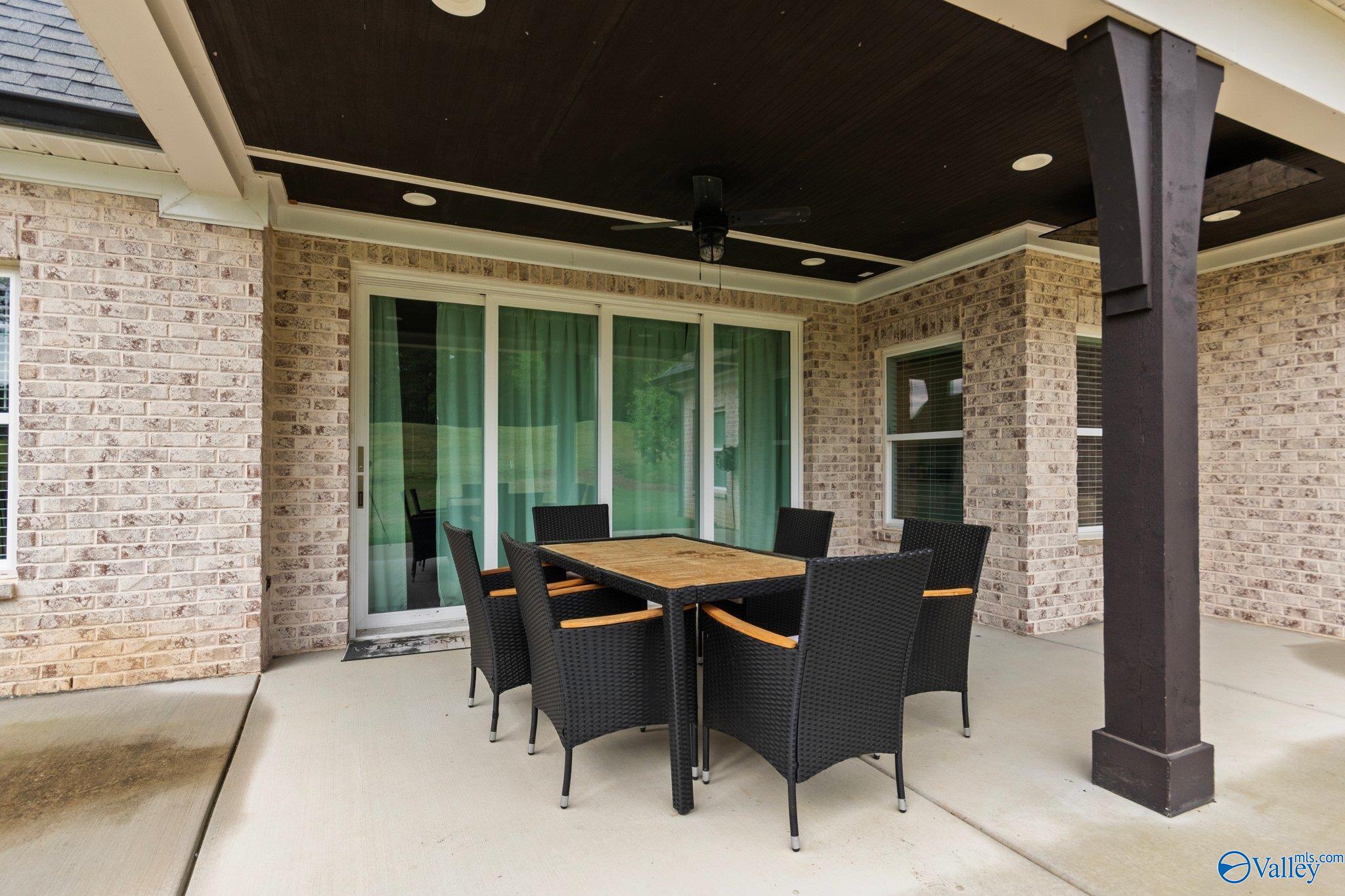 1439 Cherokee Ridge Drive, Union Grove, Alabama image 22