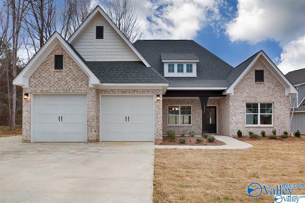 1439 Cherokee Ridge Drive, Union Grove, Alabama image 2