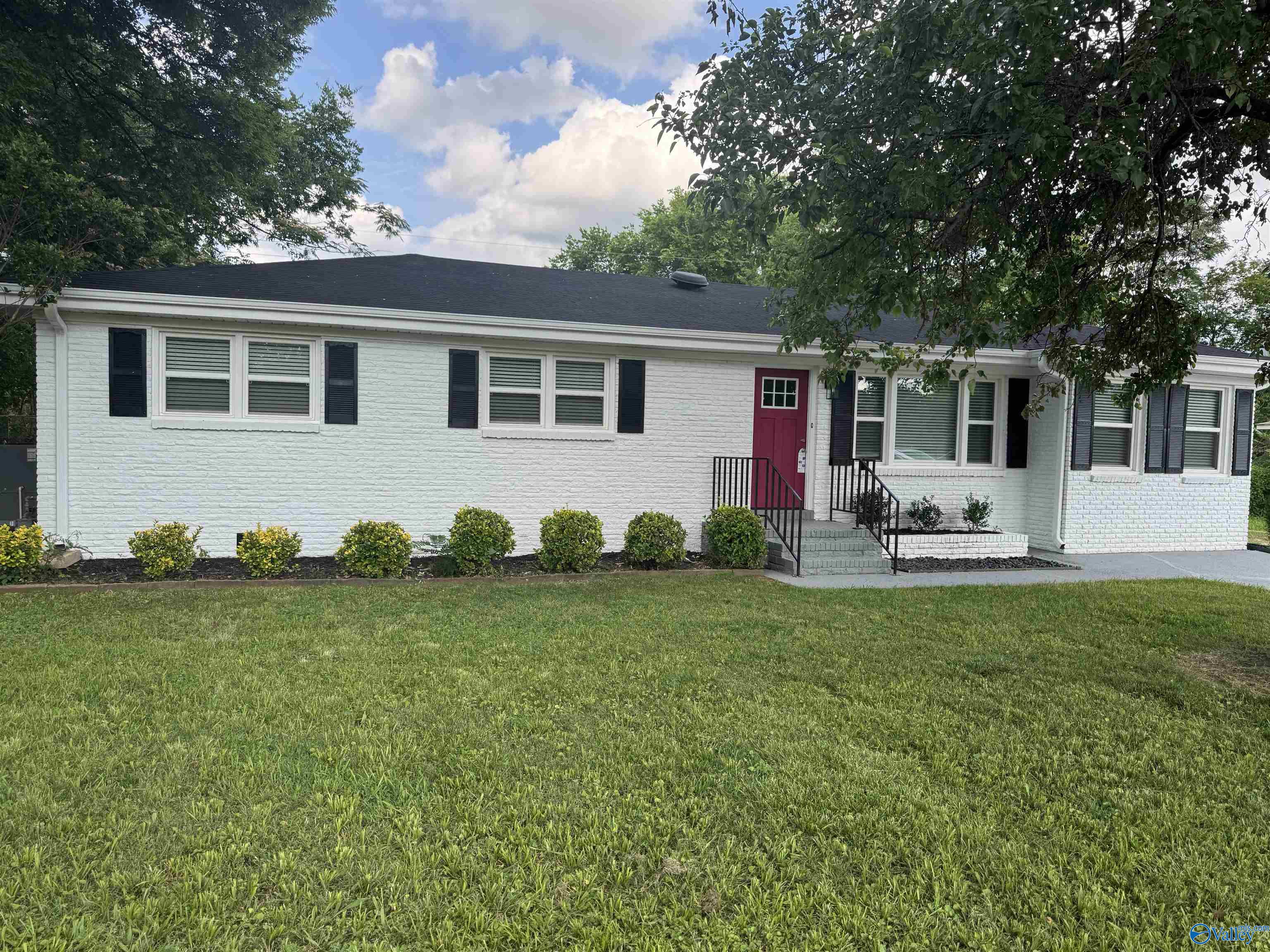 1612 Sebring Street, Huntsville, Alabama image 2