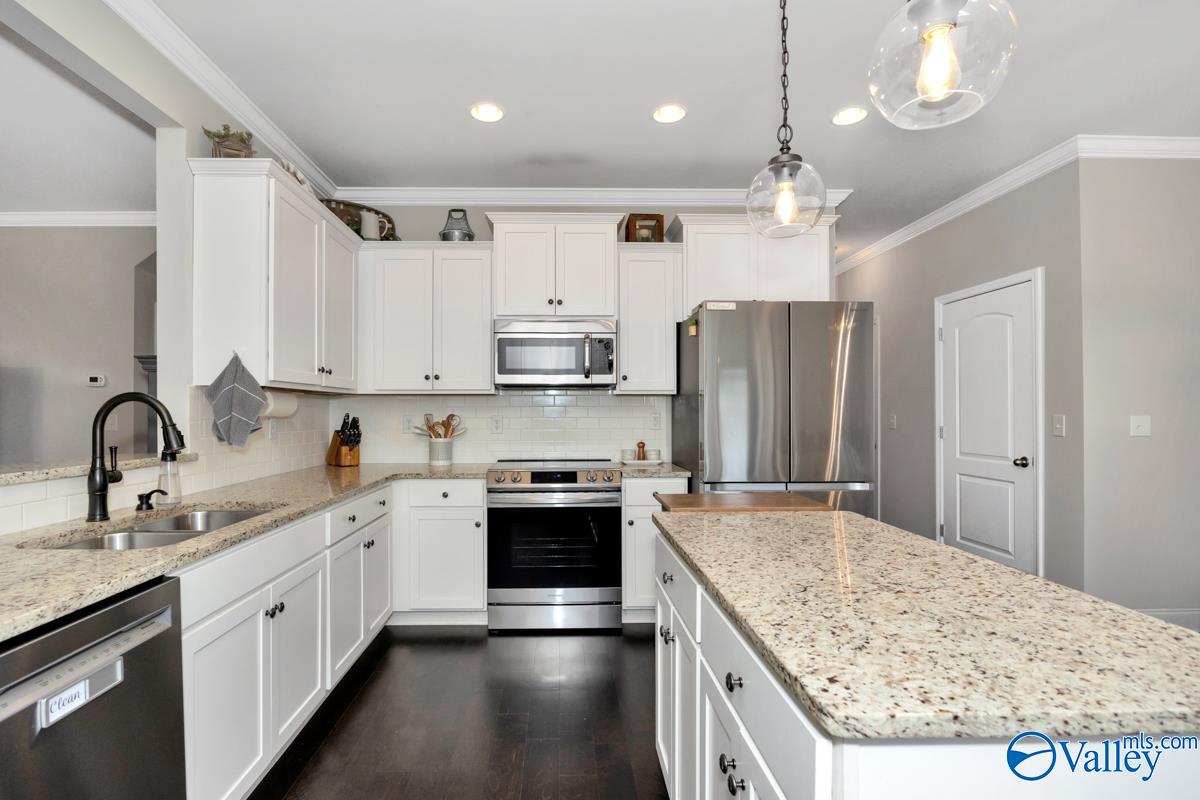 3107 Magnolia Leaf Circle, Owens Cross Roads, Alabama image 13