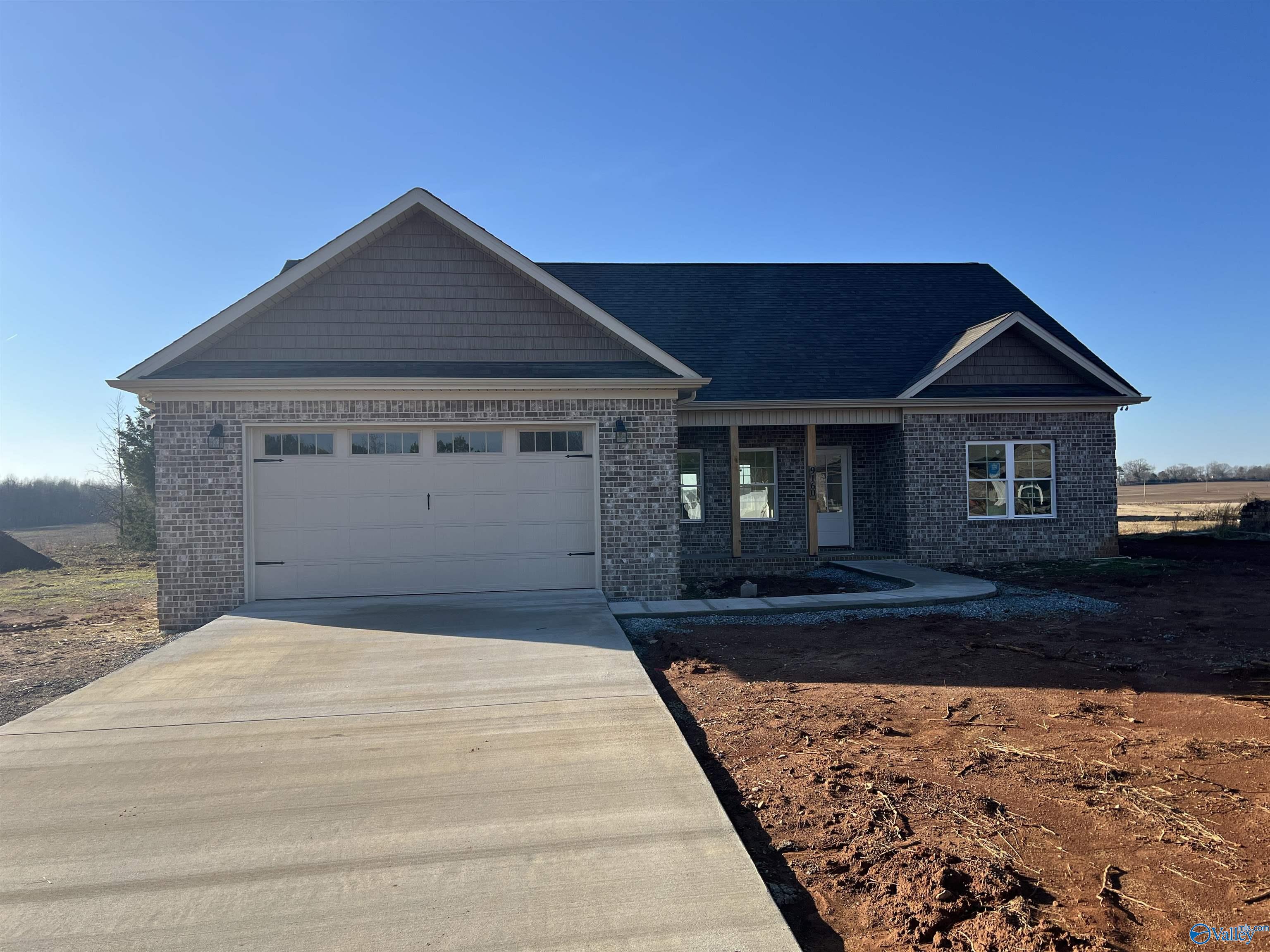 9160 Trails End Drive, Athens, Alabama image 2