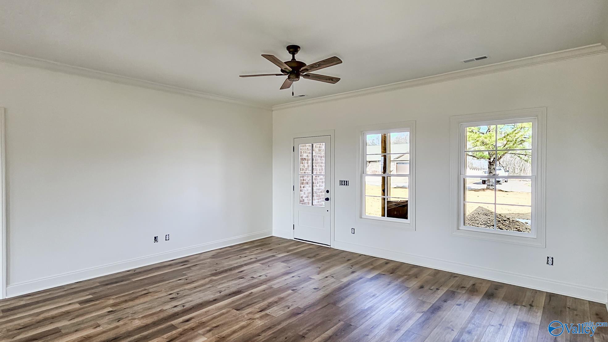 9160 Trails End Drive, Athens, Alabama image 3