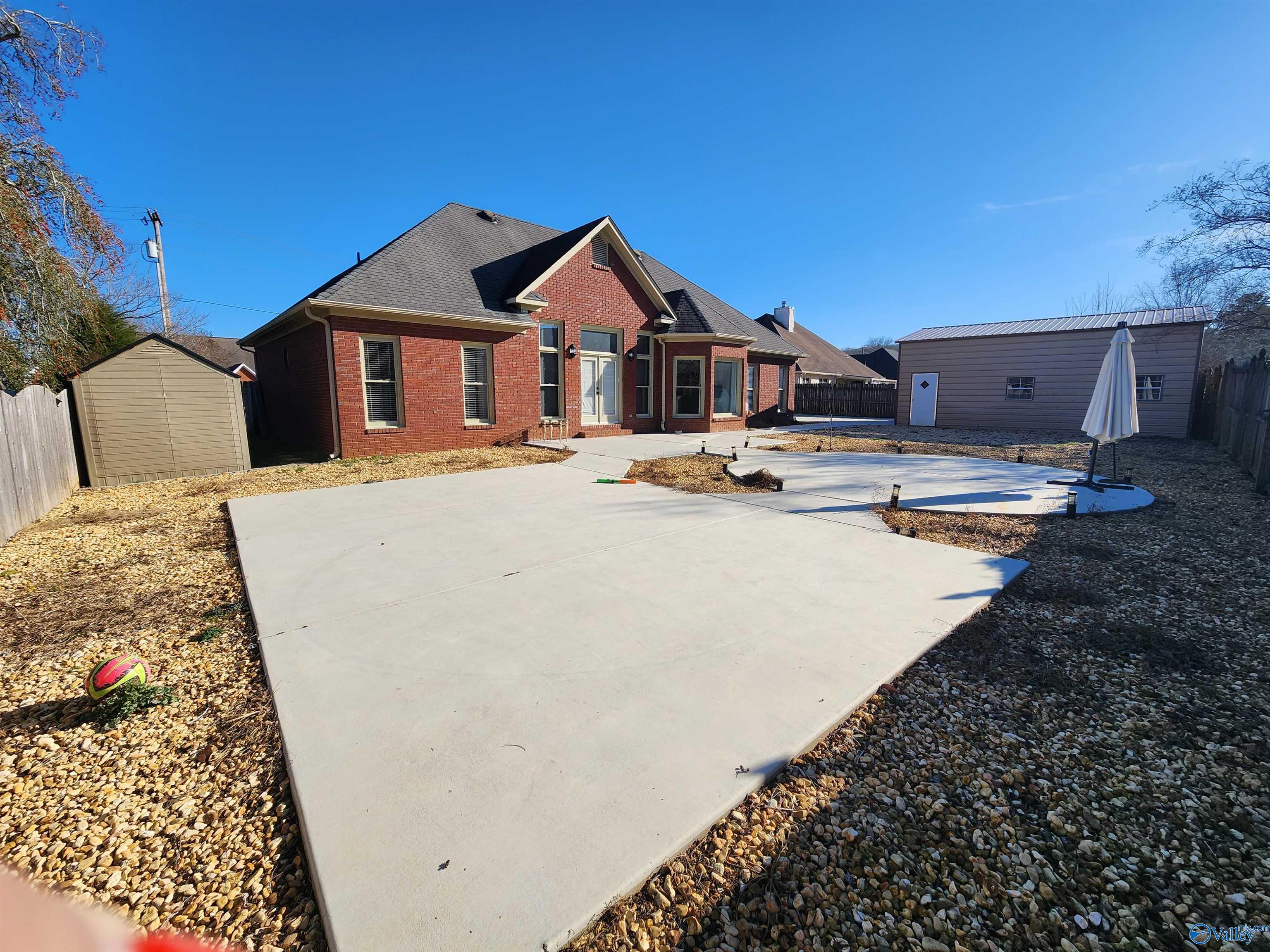 2909 Carrington Drive, Decatur, Alabama image 4