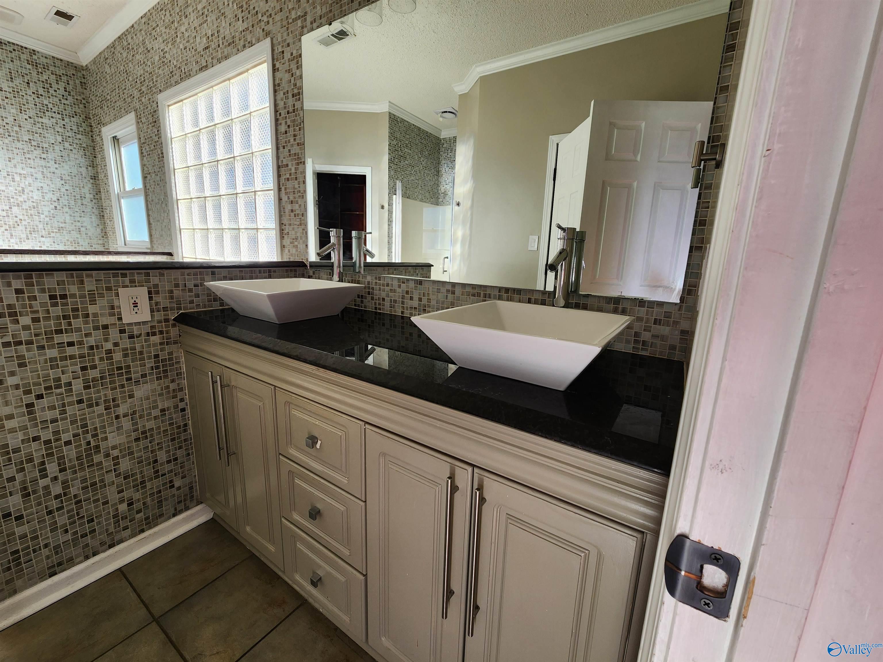 2909 Carrington Drive, Decatur, Alabama image 13