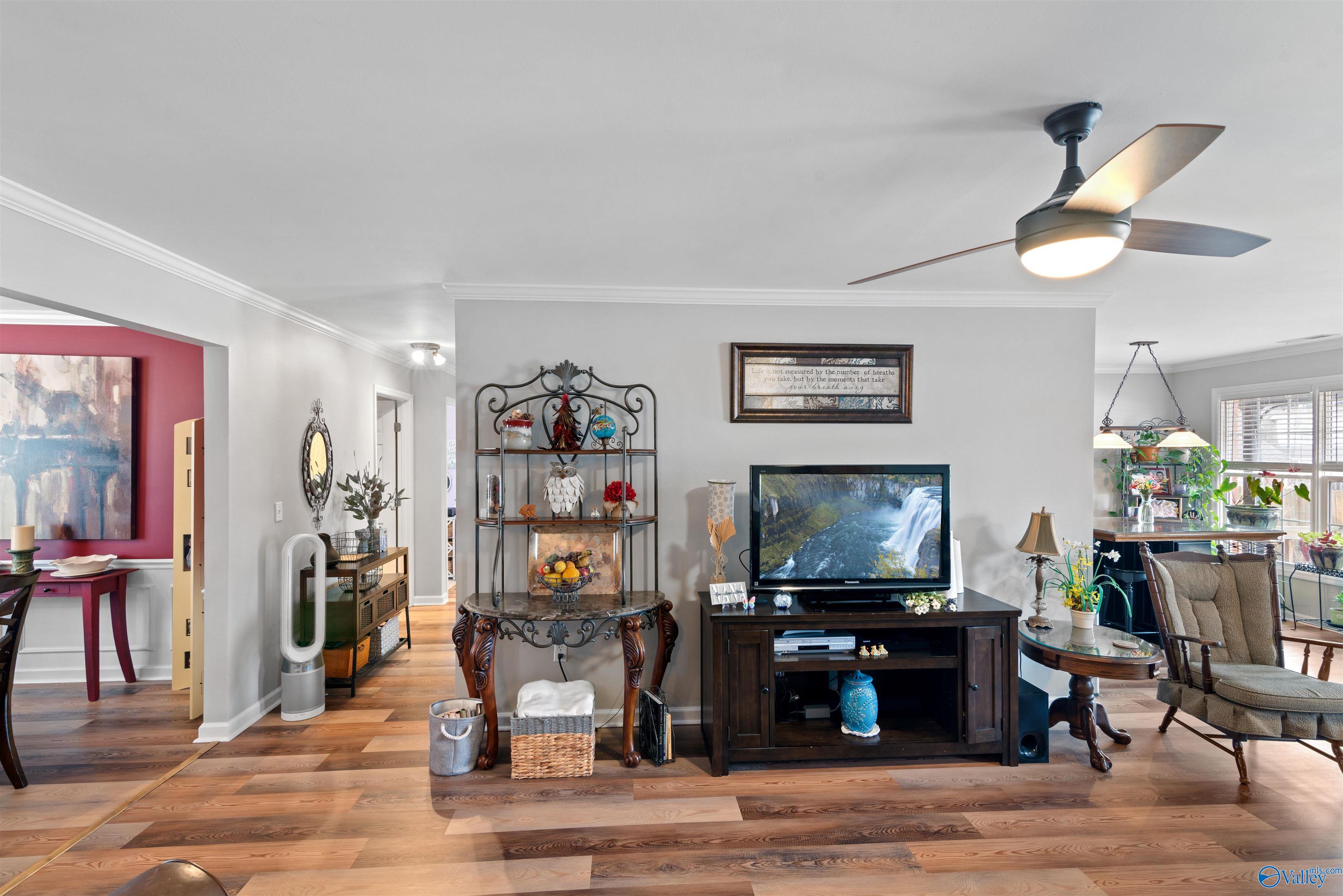 1305 Berrivine Drive, Hartselle, Alabama image 15