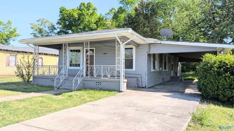 Homes For Sale - 2702 Hickory Street<br/> Gadsden, AL 35904