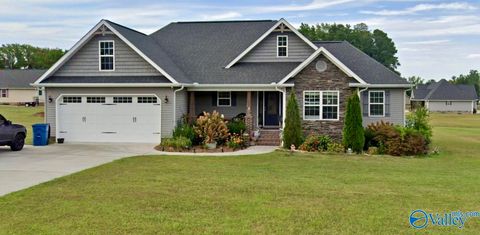 Photo of 30 Gaines Loop W, Boaz, AL 35956 (MLS # 21902359) Photo of 30 Gaines Loop W, Boaz, AL 35956 (MLS # 21902359)