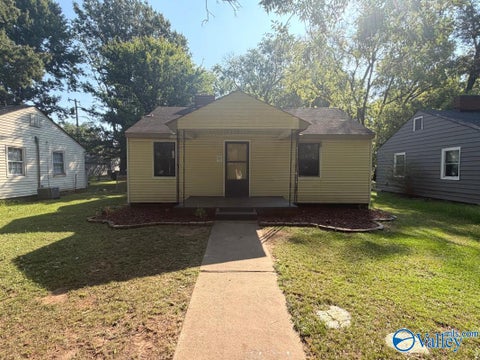 Homes For Sale - 1018 7th Avenue<br/> Decatur, AL 35601