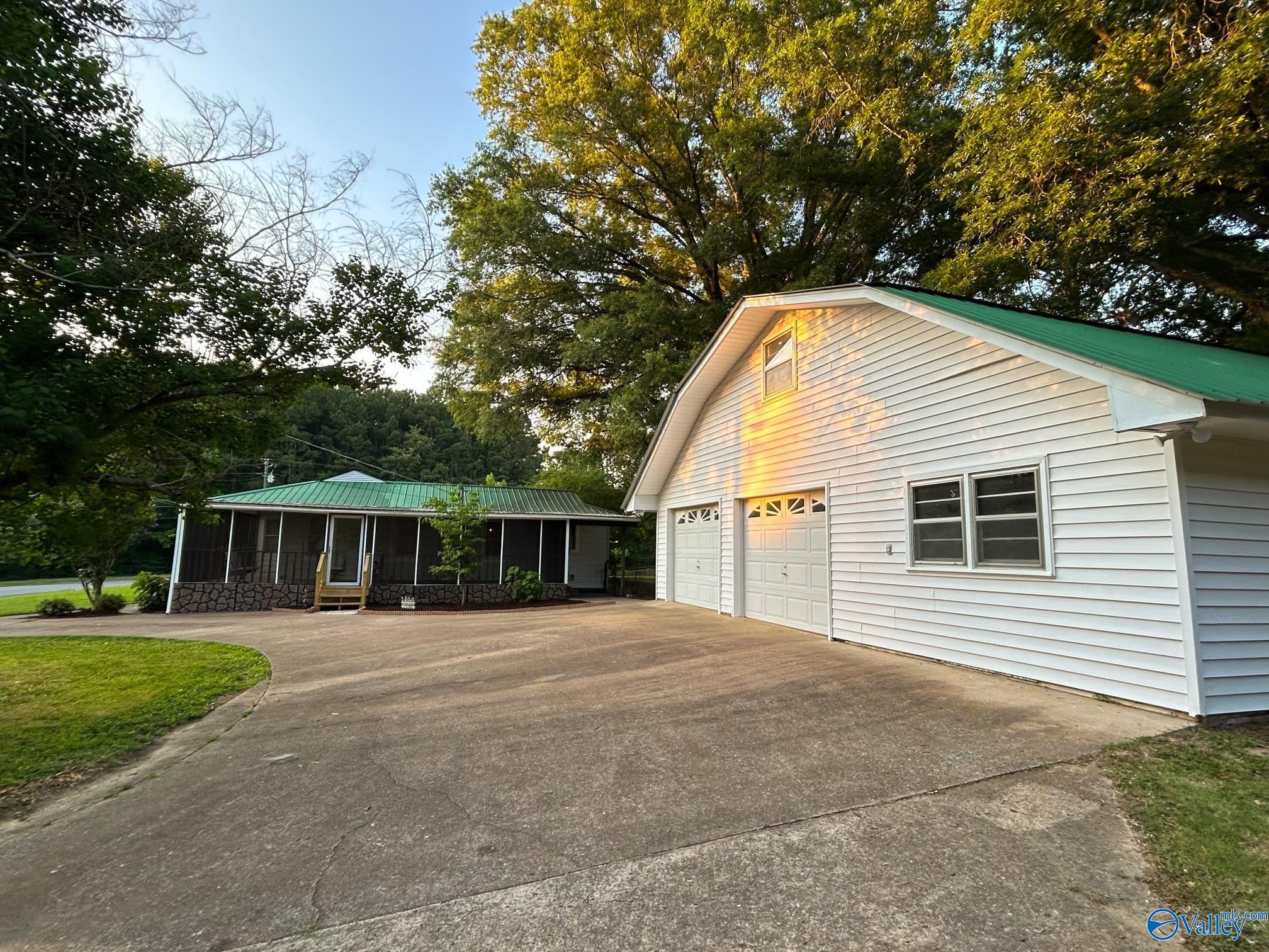 612 2nd Street, Arab, Alabama image 4