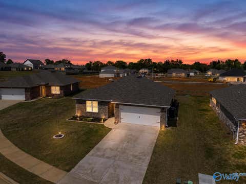 Homes For Sale - 114 Domingues Avenue<br/> Meridianville, AL 35759
