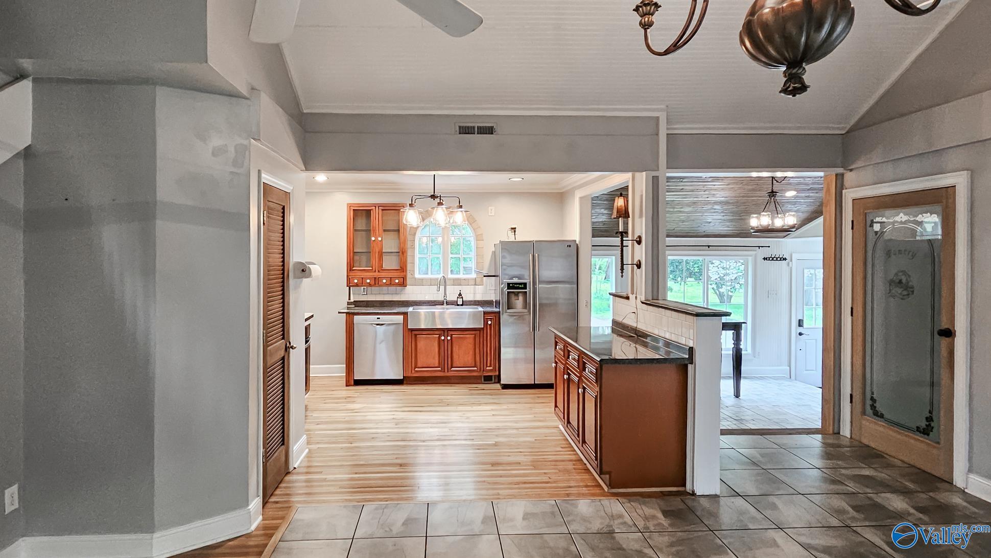6804 Mooresville Road, Belle Mina, Alabama image 13