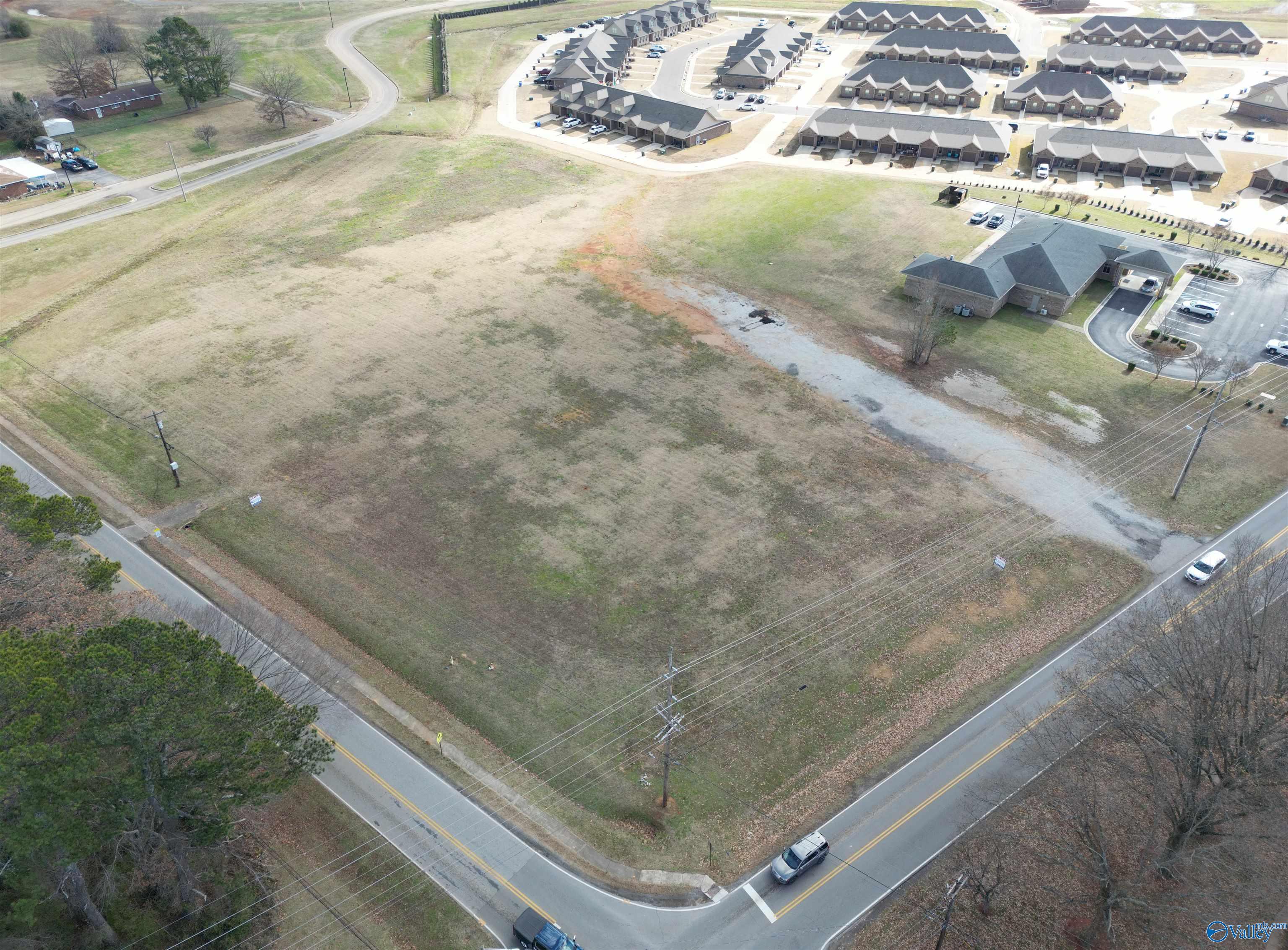 16296 Lucas Ferry Road, Athens, Alabama image 7