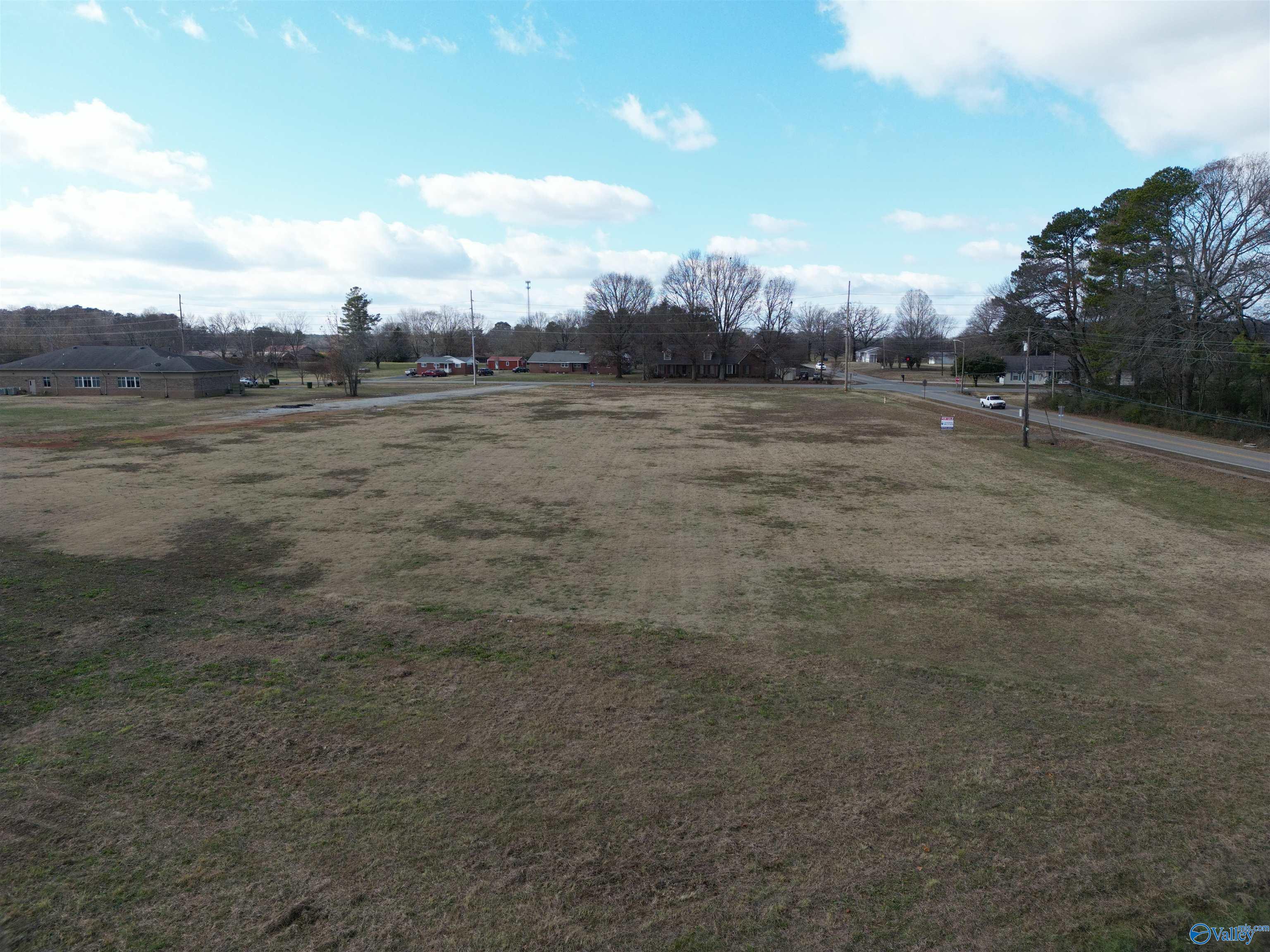 16296 Lucas Ferry Road, Athens, Alabama image 6
