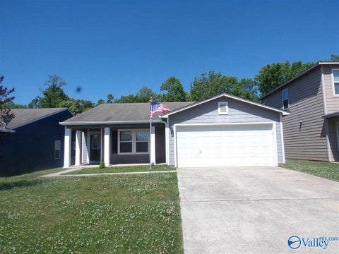 Homes For Rent - 15347 Mill Valley Drive<br/> Limestone County, Athens, AL 35613