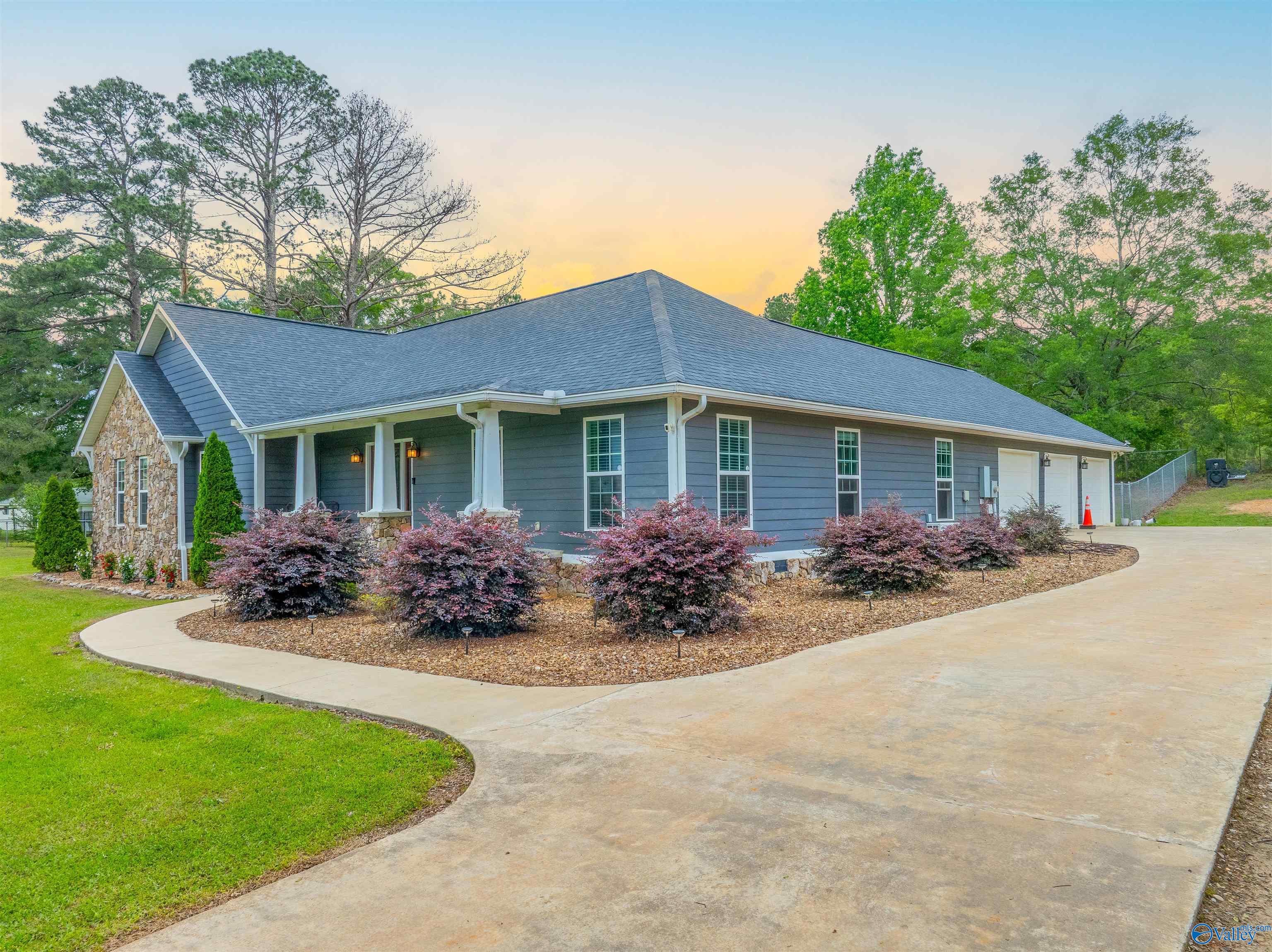 4198 Pilgrims Rest Road, Southside, Alabama image 2