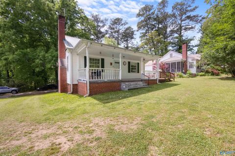 Homes For Sale - 3 Edgemont Drive<br/> Gadsden, AL 35904