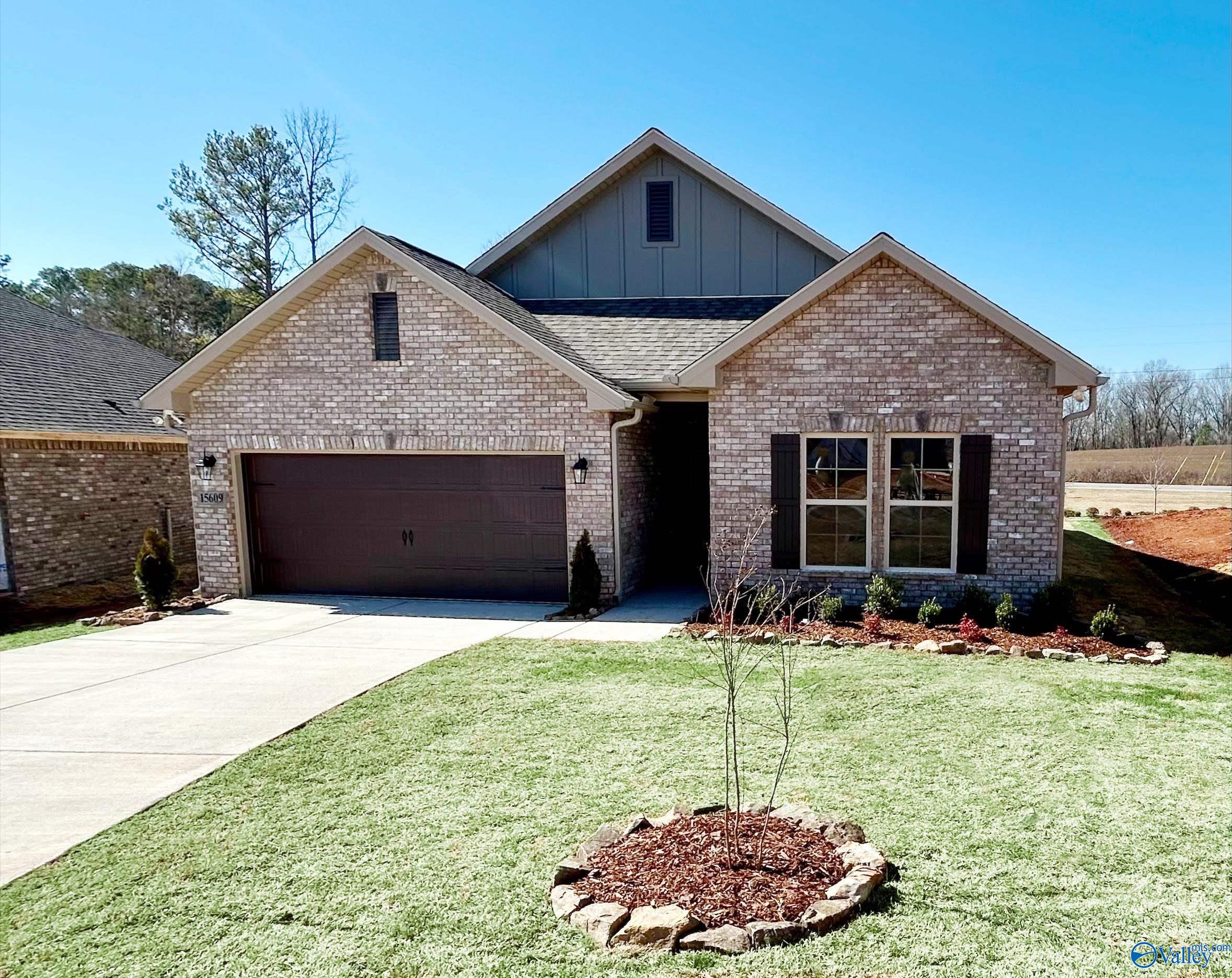 15609 Mizewell Lane, Harvest, Alabama image 1