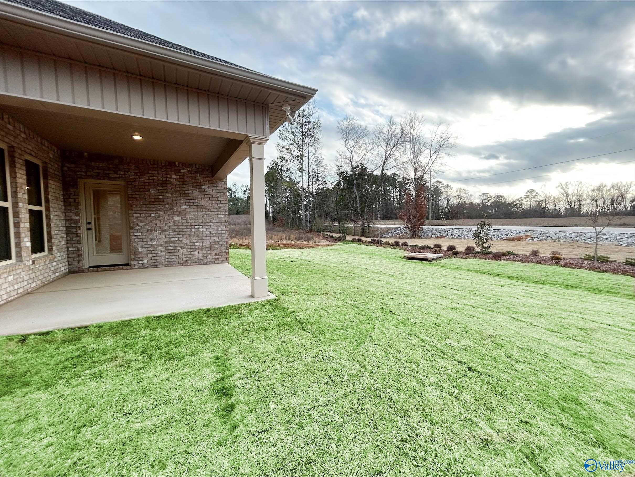 15609 Mizewell Lane, Harvest, Alabama image 8