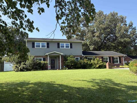 Homes For Sale - 2607 13th Street<br/> Decatur, AL 35601