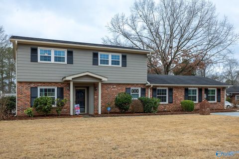 Homes For Sale - 2607 13th Street<br/> Decatur, AL 35601