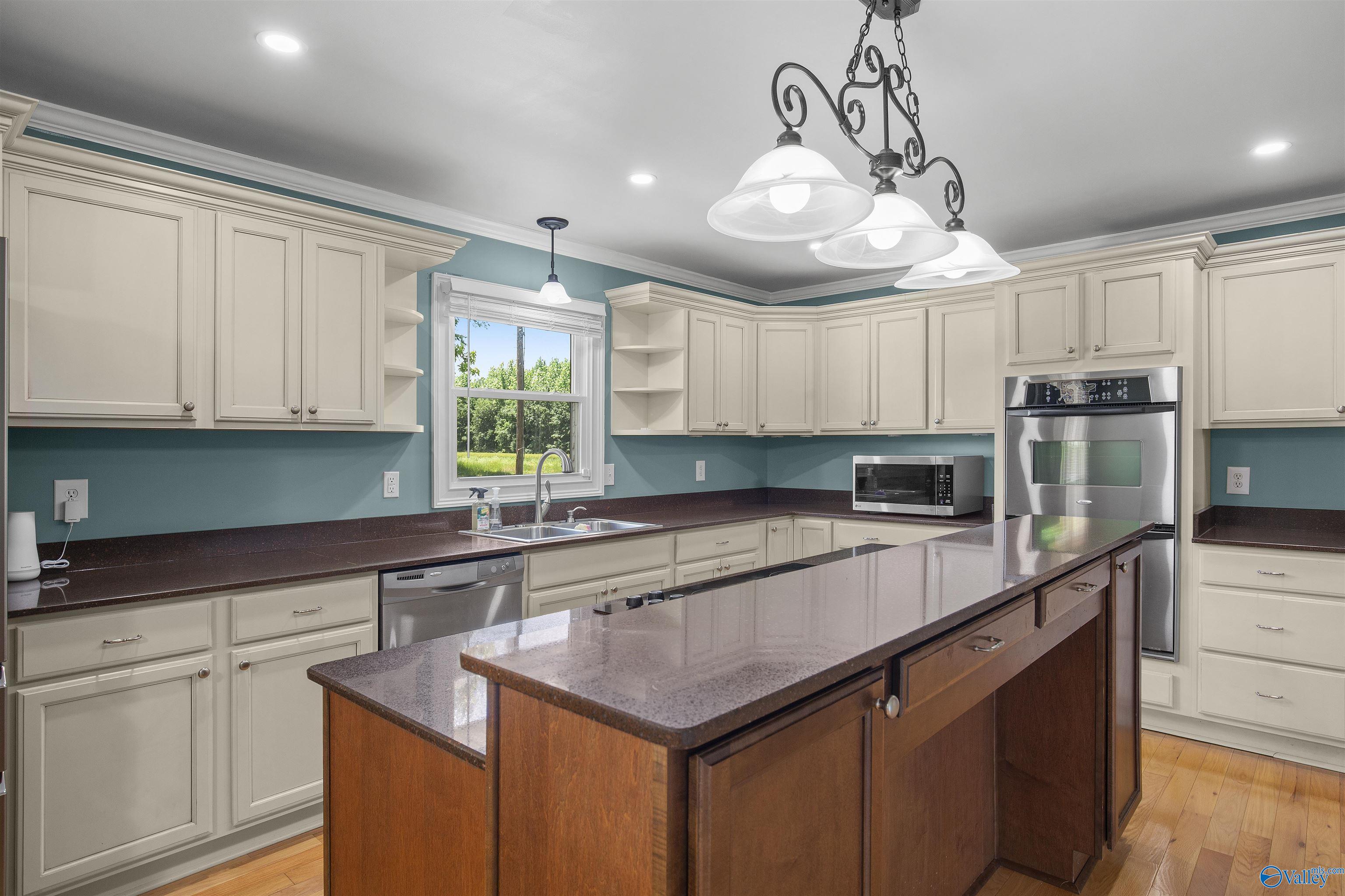 219 Opp Reynolds Road, Hazel Green, Alabama image 3