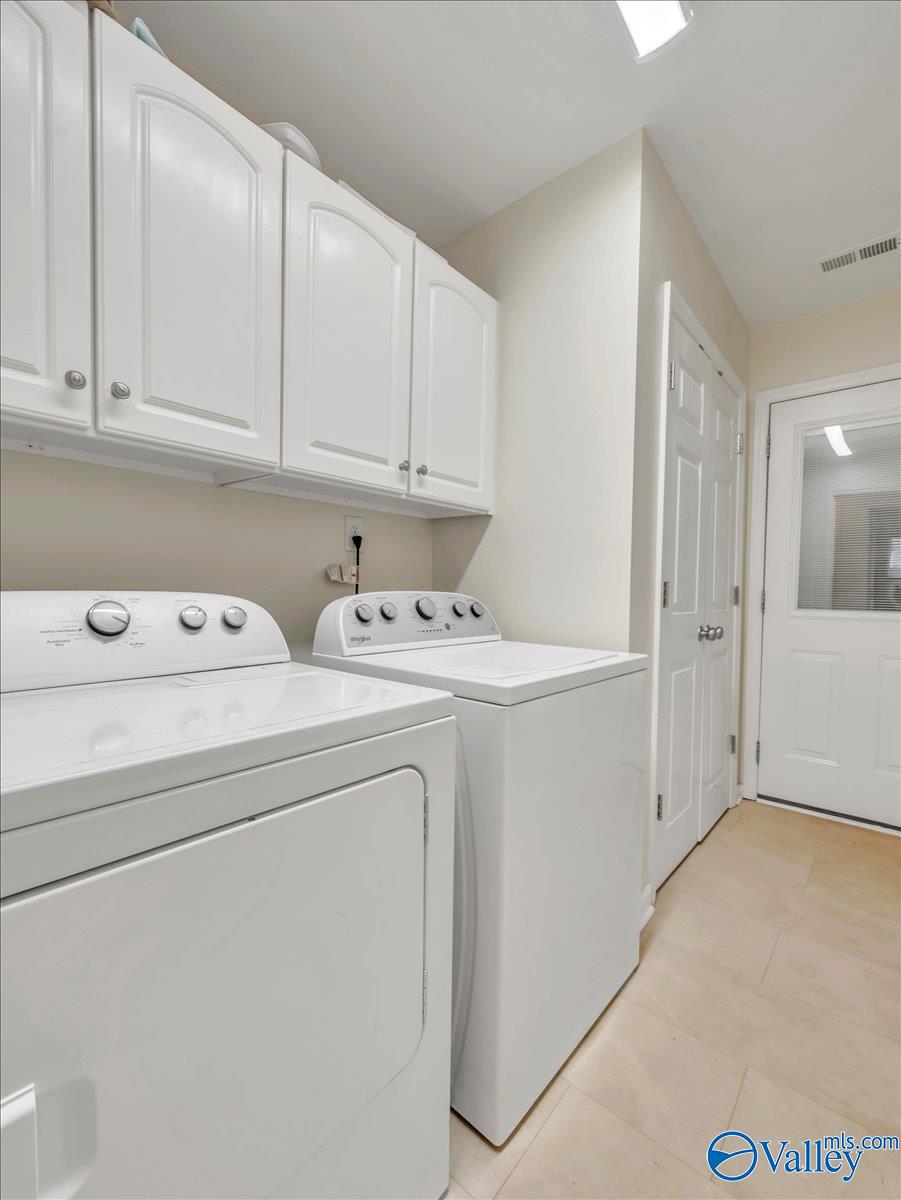 986 Tracey Lane, Decatur, Alabama image 15
