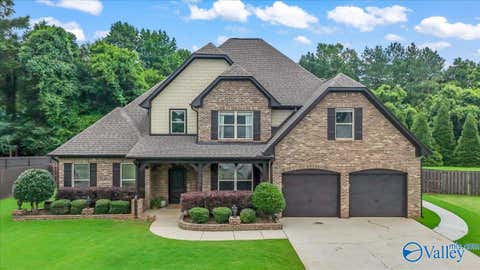 Homes For Sale - 125 Windridge Way<br/> Huntsville, AL 35824