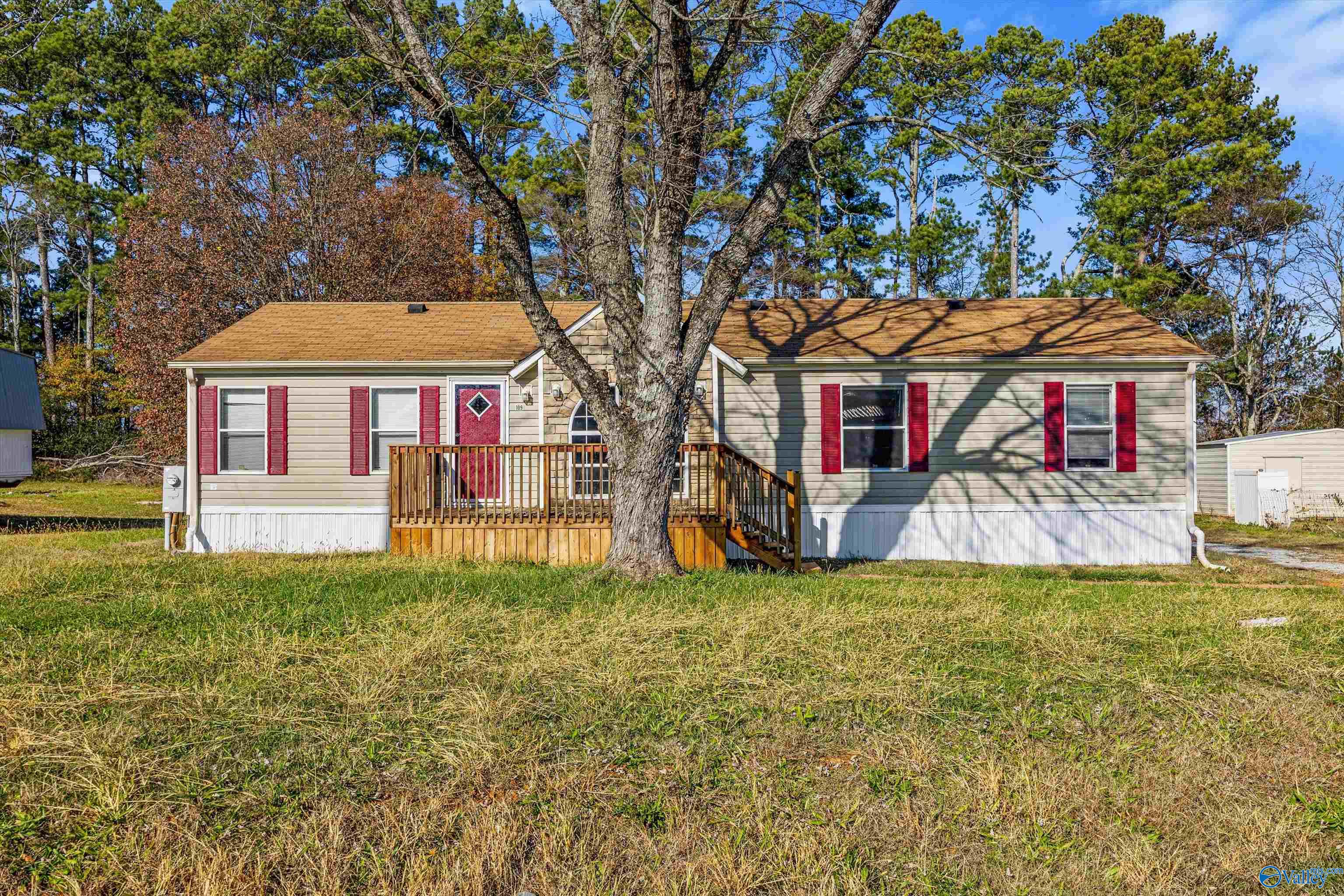 109 Sublimity Court, Hazel Green, Alabama image 1