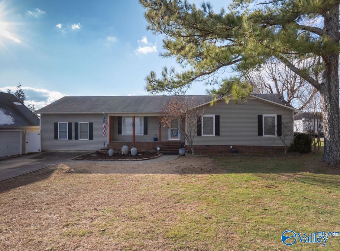 190 Butter & Egg Road, Hazel Green, Alabama image 3