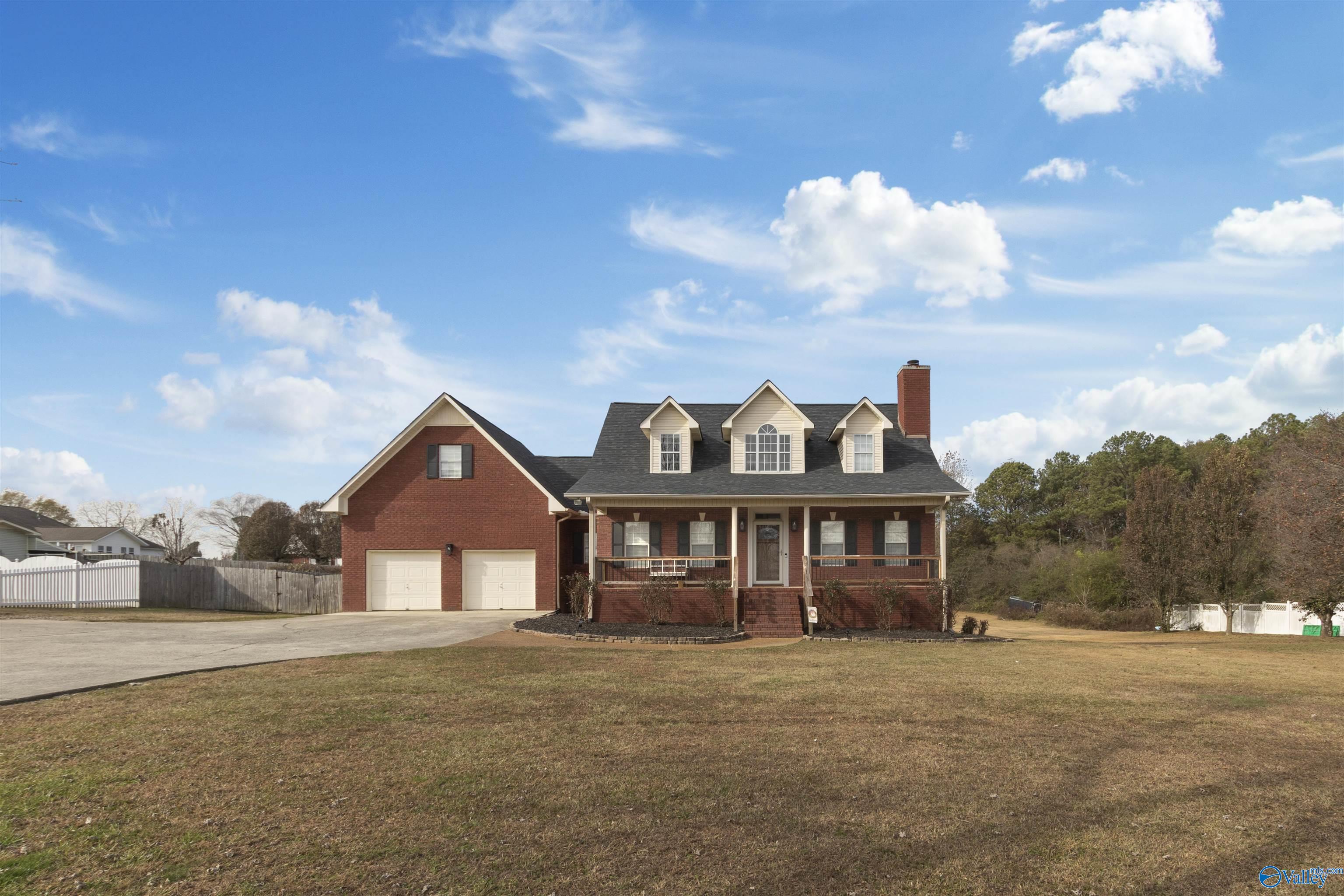 1647 Friendship Road, Arab, Alabama image 1