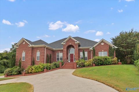 Photo of 104 Early Morning Circle, Huntsville, AL 35811 (MLS # 21917434)