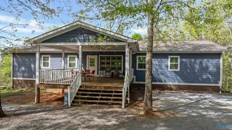 Homes For Sale - 766 County Road 246<br/> Hollywood, AL 35752